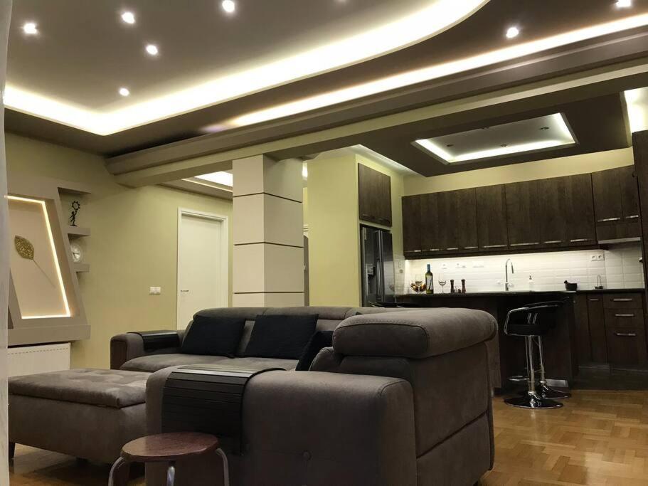 Finer Things Flisvos Beach Condo In Palaio Faliro Αθήνα Εξωτερικό φωτογραφία