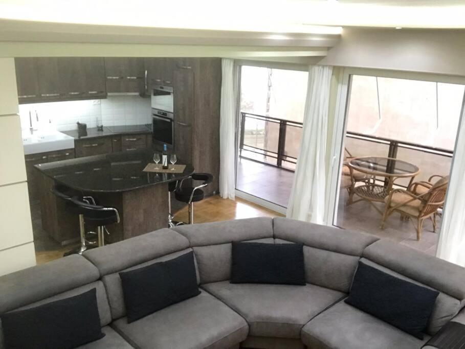 Finer Things Flisvos Beach Condo In Palaio Faliro Αθήνα Εξωτερικό φωτογραφία