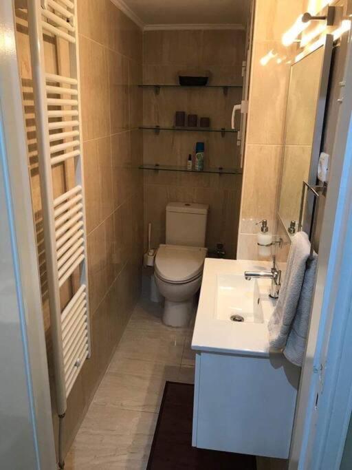 Finer Things Flisvos Beach Condo In Palaio Faliro Αθήνα Εξωτερικό φωτογραφία
