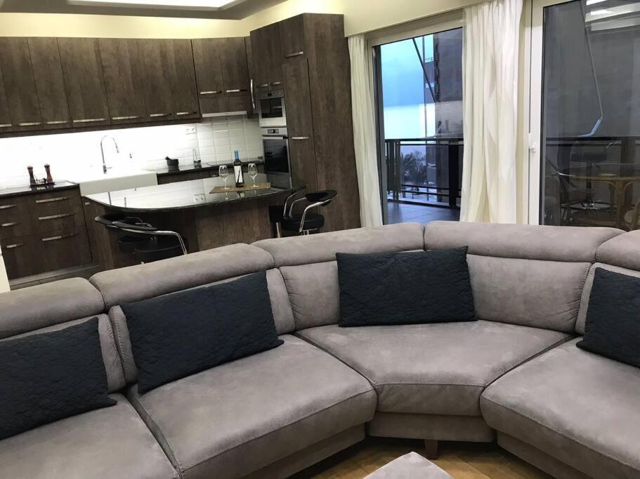 Finer Things Flisvos Beach Condo In Palaio Faliro Αθήνα Εξωτερικό φωτογραφία