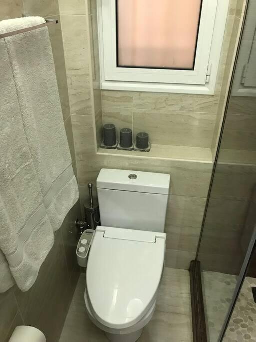 Finer Things Flisvos Beach Condo In Palaio Faliro Αθήνα Εξωτερικό φωτογραφία