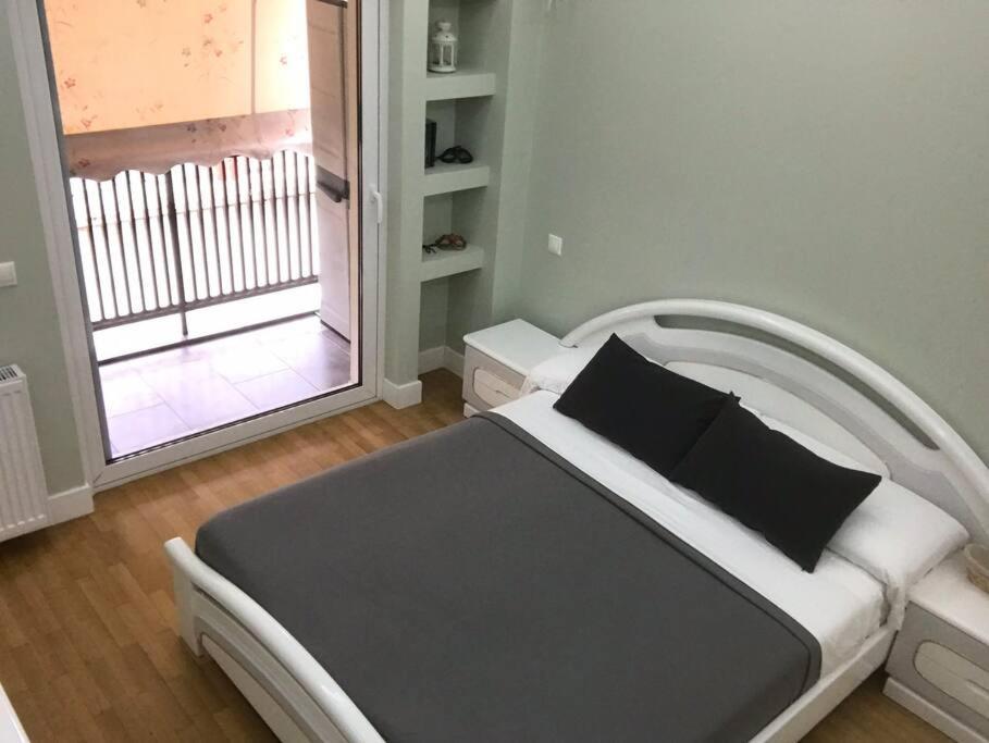 Finer Things Flisvos Beach Condo In Palaio Faliro Αθήνα Εξωτερικό φωτογραφία